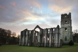 fountains abbey jan 2012 4 sm.jpg